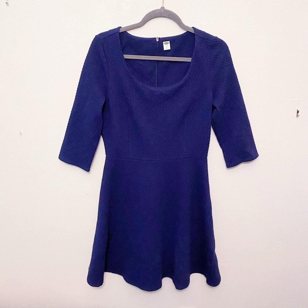 Old Navy - Navy Dress
Size M
